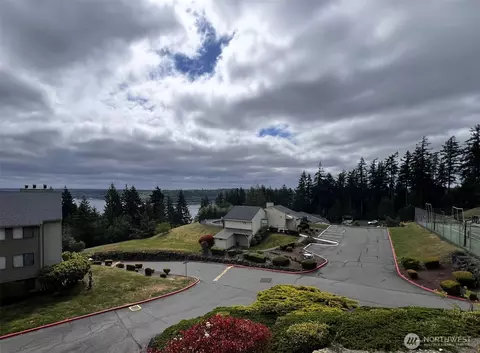 1745 W Sunn Fjord Ln #H206, Bremerton, WA 98312