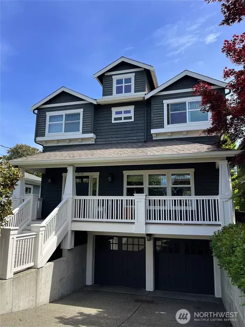 4538 47th Ave NE, Seattle, WA 98105