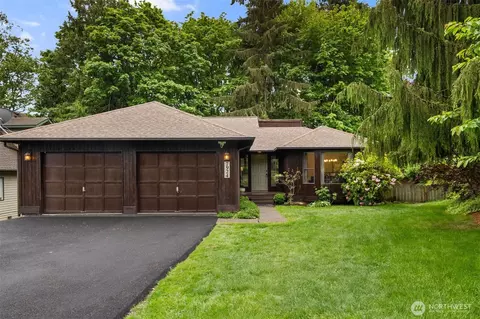 7924 242nd St SW, Edmonds, WA 98026