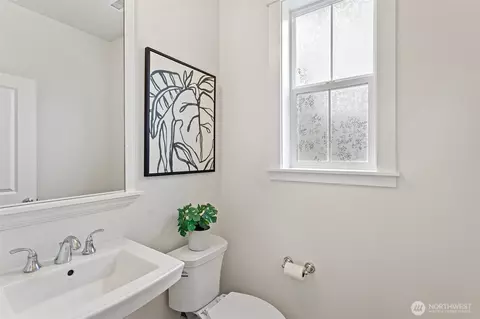 Bath - 18728 46th Ave SE, Bothell, WA 98012 photo 1 of 5