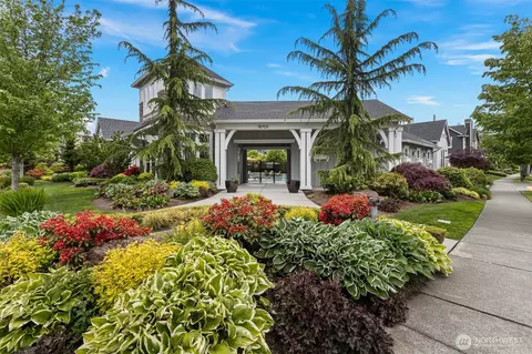 Exterior - 18728 46th Ave SE, Bothell, WA 98012 photo 7 of 8