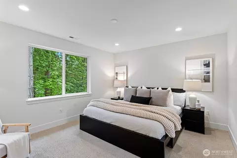 Bedroom - 18728 46th Ave SE, Bothell, WA 98012 photo 3 of 4