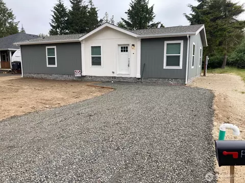 353 Mount Olympus Ave SE, Ocean Shores, WA 98569