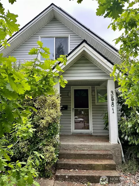 3581 E F St, Tacoma, WA 98404