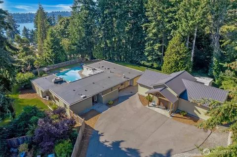 6324 NE 130th Pl, Kirkland, WA 98034