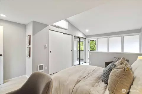 Other - 2011 42nd Ave E #5, Seattle, WA 98112 photo 6 of 8