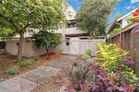 Exterior - 2011 42nd Ave E #5, Seattle, WA 98112 photo 7 of 7