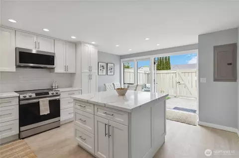 Kitchen - 2011 42nd Ave E #5, Seattle, WA 98112 photo 1 of 5
