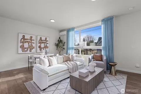 1405 Martin Luther King Jr Way, Seattle, WA 98122