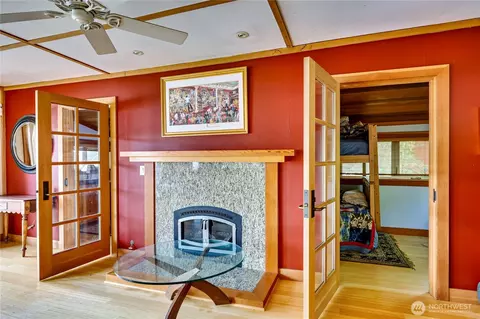 7602 E Grapeview Loop, Allyn, WA 98524 photo 7