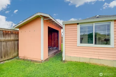 825 Myrtine St, Enumclaw, WA 98022 photo 34