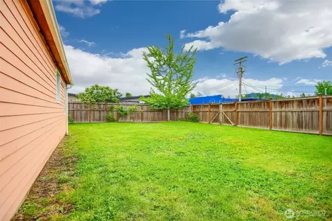 825 Myrtine St, Enumclaw, WA 98022 photo 33