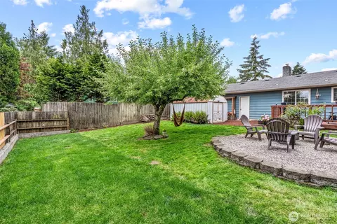 Exterior - 126 E Canyon View Dr, Longview, WA 98632 photo 4 of 8