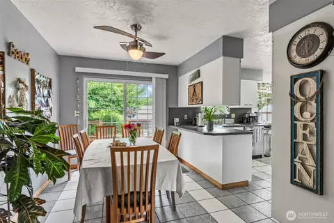 Dining - 126 E Canyon View Dr, Longview, WA 98632 photo 1 of 1