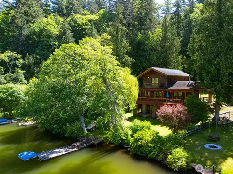 1839 Sleepy Hollow Ln, Bellingham, WA 98226