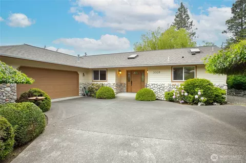 3009 Hayward Dr, Bellingham, WA 98226