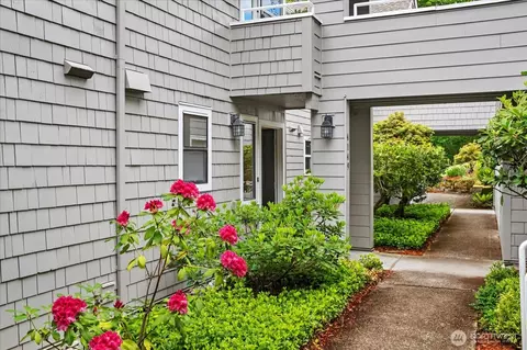 4149 220th Pl SE #1052, Issaquah, WA 98029