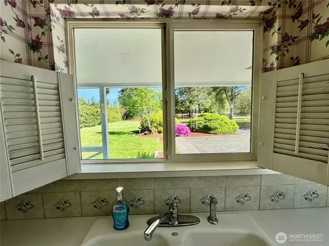 24107 SE 440th, Enumclaw, WA 98022 photo 10