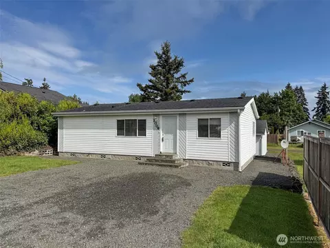 1009 W Fountain St, Port Angeles, WA 98363
