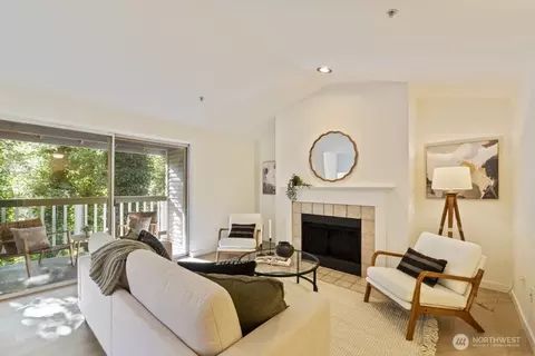 23317 Cedar Way #L201, Mountlake Terrace, WA 98043