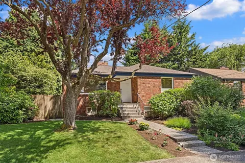 7748 25th Ave NW, Seattle, WA 98117