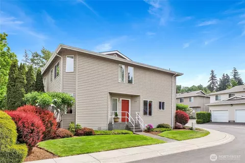1318 Whatcom St #7, Bellingham, WA 98229