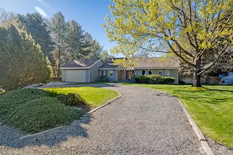 8920 Franklin Rd, Pasco, WA 99301