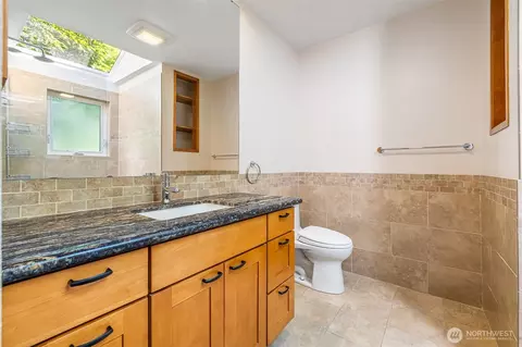 Bath - 8920 Franklin Rd, Pasco, WA 99301 photo 1 of 4