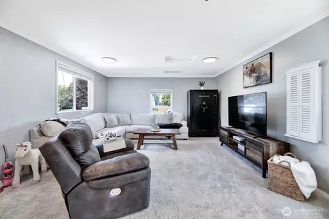 Living - 13406 60th Dr SE, Everett, WA 98208 photo 1 of 2