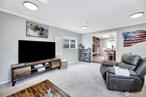 Living - 13406 60th Dr SE, Everett, WA 98208 photo 2 of 2
