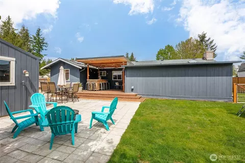 Exterior - 13406 60th Dr SE, Everett, WA 98208 photo 9 of 16