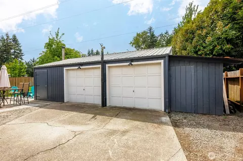 Exterior - 13406 60th Dr SE, Everett, WA 98208 photo 7 of 16