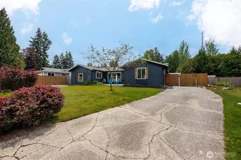 Exterior - 13406 60th Dr SE, Everett, WA 98208 photo 3 of 16