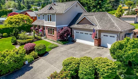6210 6th Street Ct NE, Tacoma, WA 98422