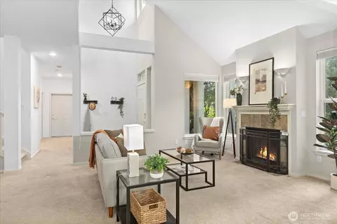 9308 157th Pl NE #B101, Redmond, WA 98052