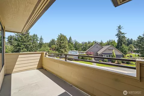 912 S 248th St #15, Des Moines, WA 98198