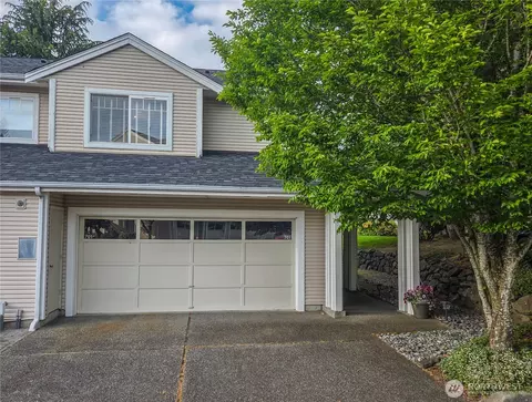 4714 Fairwood Blvd NE #701, Tacoma, WA 98422