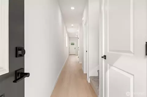 Entry Way - 669 W Hendrickson #3, Sequim, WA 98382 photo 1 of 3