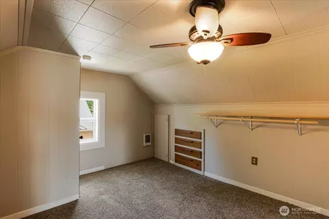 Bedroom - 3270 Pine St, Longview, WA 98632 photo 3 of 4