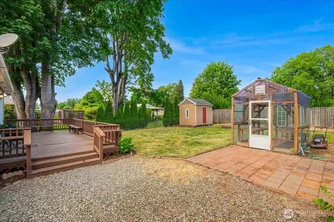 Exterior - 3270 Pine St, Longview, WA 98632 photo 6 of 7
