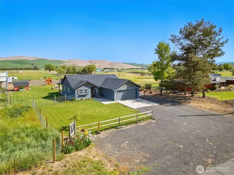 109 W Fourth St, Prescott, WA 99348