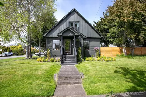 2210 Washington St, Bellingham, WA 98225