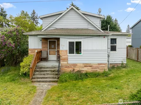 820 98th St S, Tacoma, WA 98444