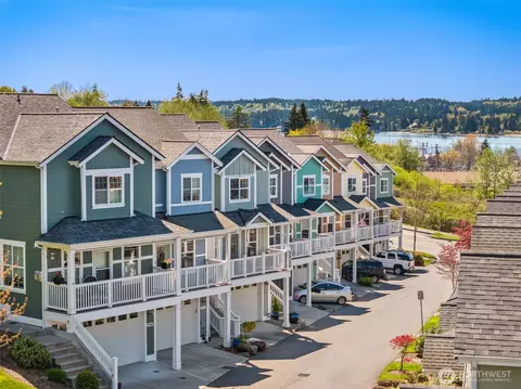 19472 Scoter Ln NE, Poulsbo, WA 98370