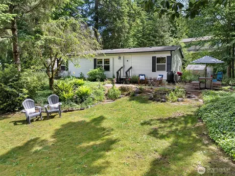 19116 21st St SW, Lakebay, WA 98349