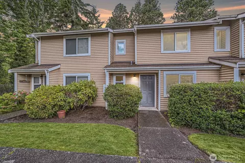 23723 12th Pl S #2005, Des Moines, WA 98198