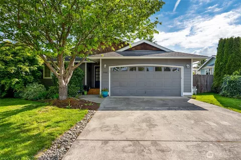 8460 Mayfair Pl, Blaine, WA 98230