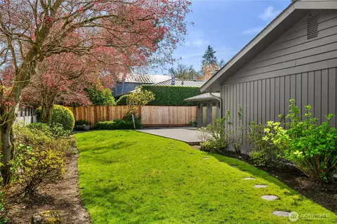 2152 38th Ave E, Seattle, WA 98112 photo 3