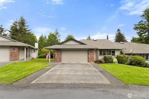 2012 Creekside Ln, Anacortes, WA 98221