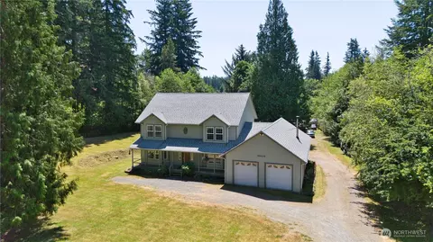 25015 SE 200th St, Maple Valley, WA 98038